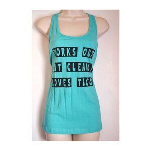 Loves Tacos Tank Size M